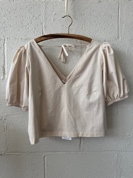 V Top - White Swan