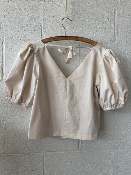 V Top - White Swan