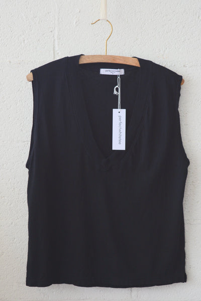 Margot - True Black