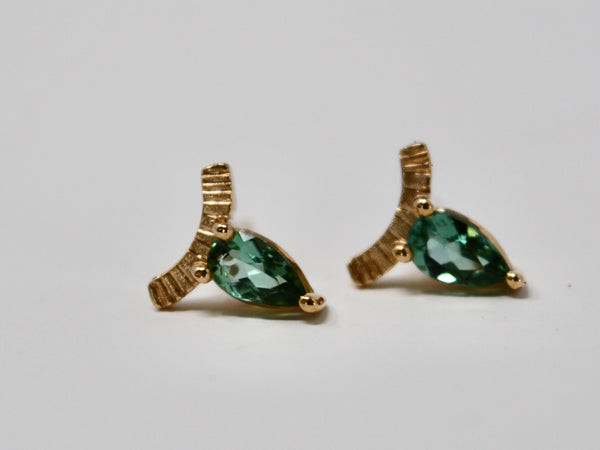 Leven Studs
