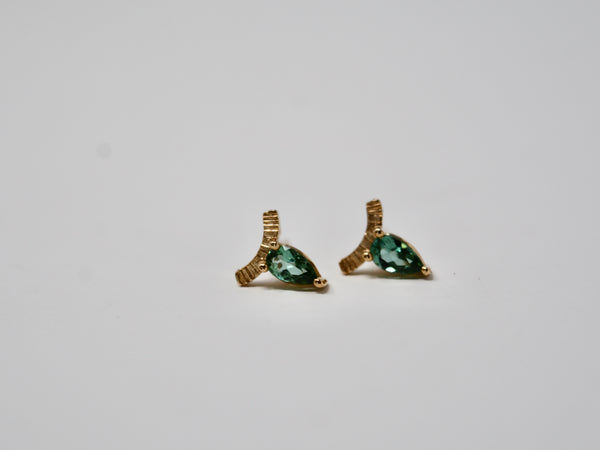 Leven Studs