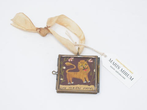 Lux Lion Locket Ornament