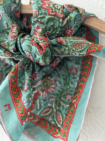 Scarf Agra No. 823 Agate